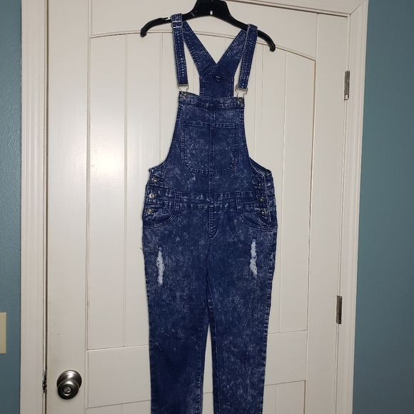 Chiqle Junior's Distressed Acid Wash Denim Overalls Large - Picture 10 of 13